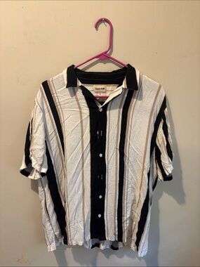 Open Edit Short-Sleeve Button-Down Shirt in White and Black Stripe